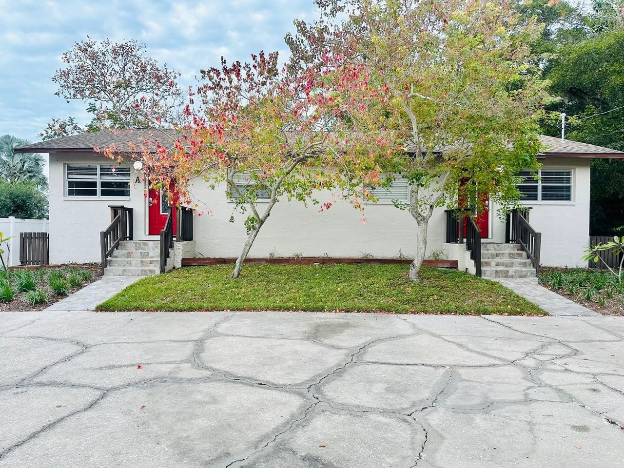 11932 125th St #B - Photo 2 of 15