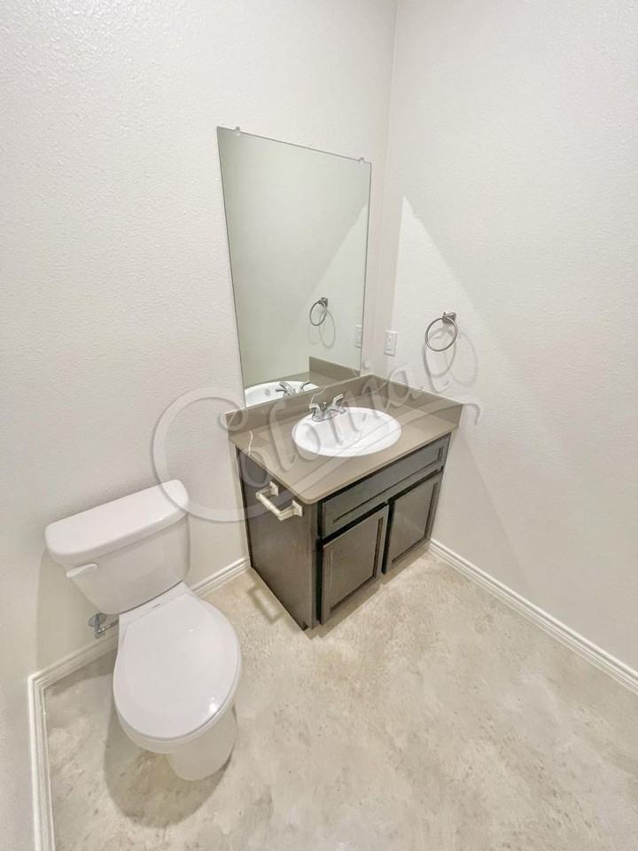 2321 Zanoletti Dr - Photo 4 of 26