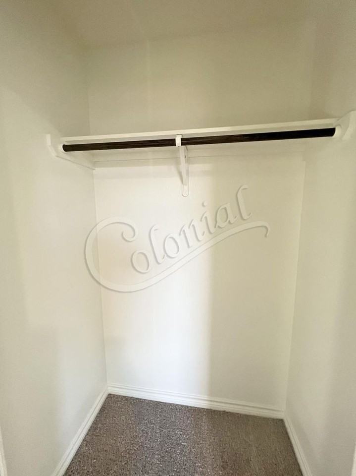 2321 Zanoletti Dr - Photo 7 of 26