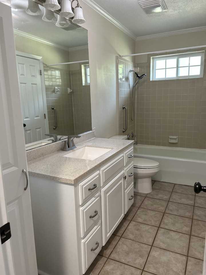 1802 Goodwin Rd - Photo 3 of 28