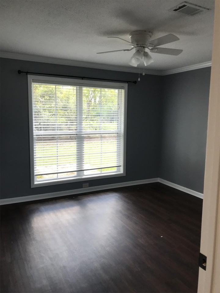 1802 Goodwin Rd - Photo 2 of 28