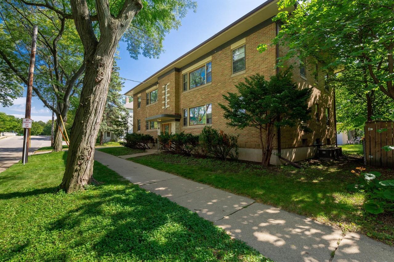 1515 Ruttedge Street 1515 #2 - Photo 2 of 5