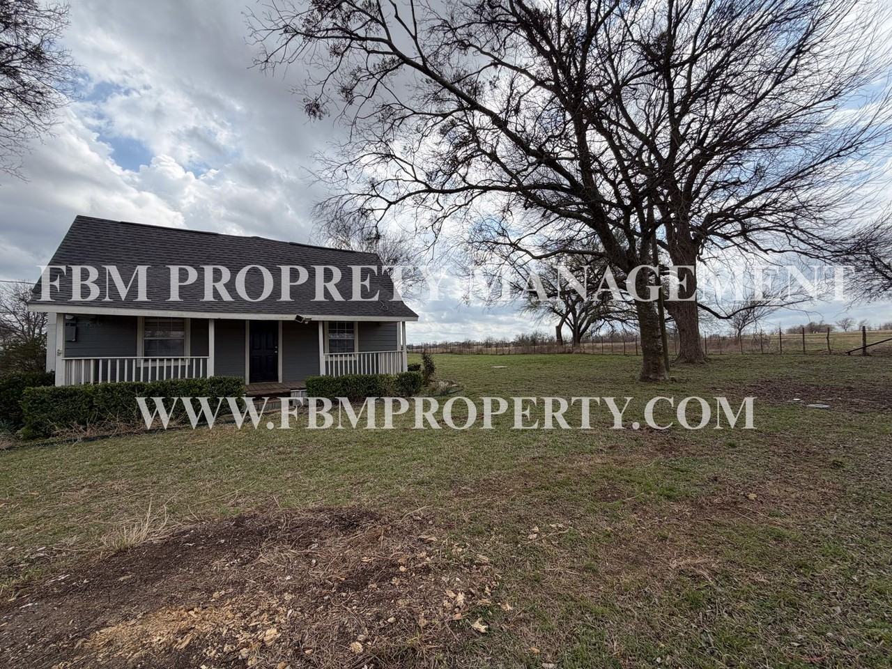 1119 Pluto Rd - Photo 3 of 22