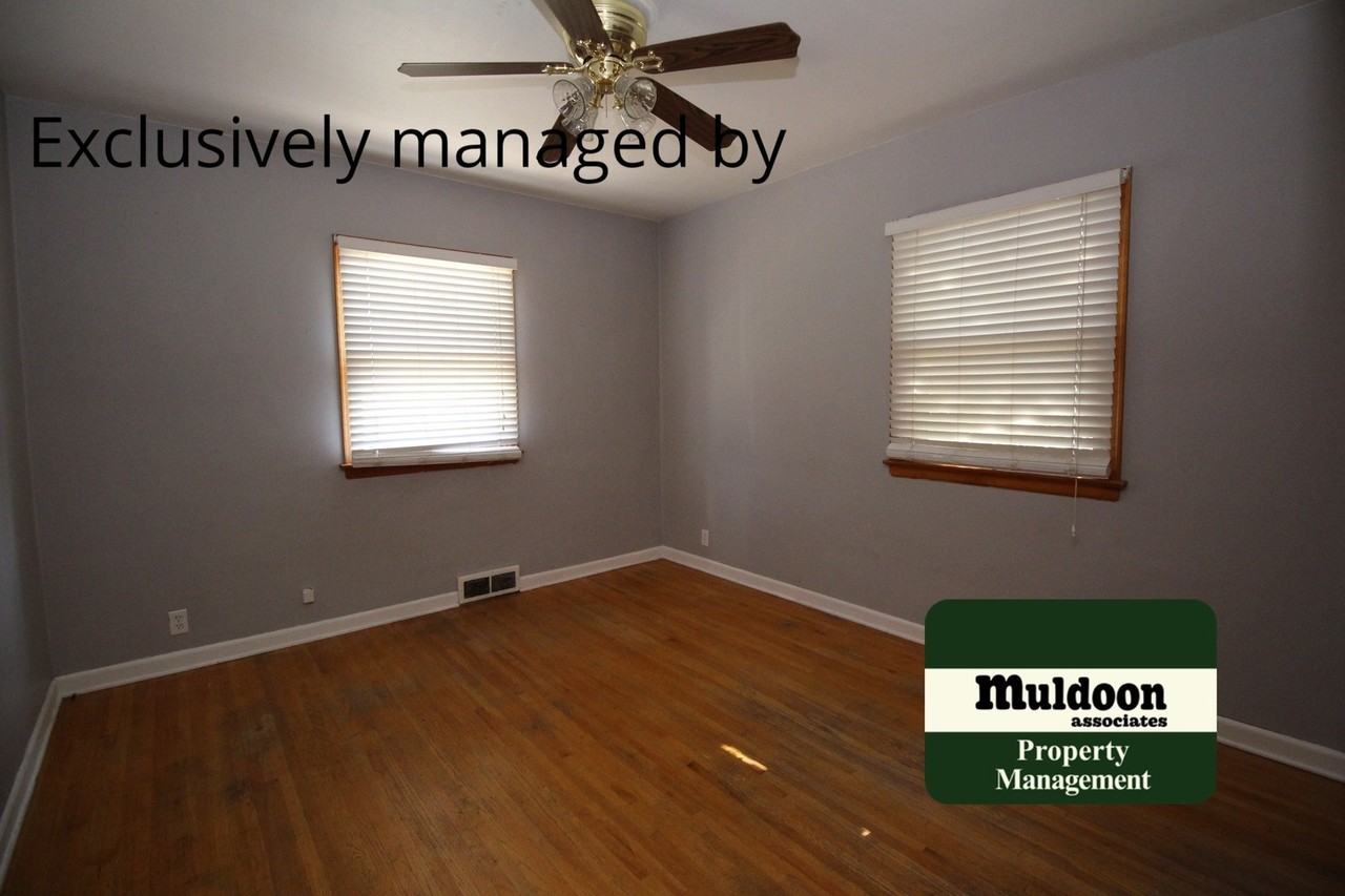 617 Minnequa Ave - Photo 3 of 10