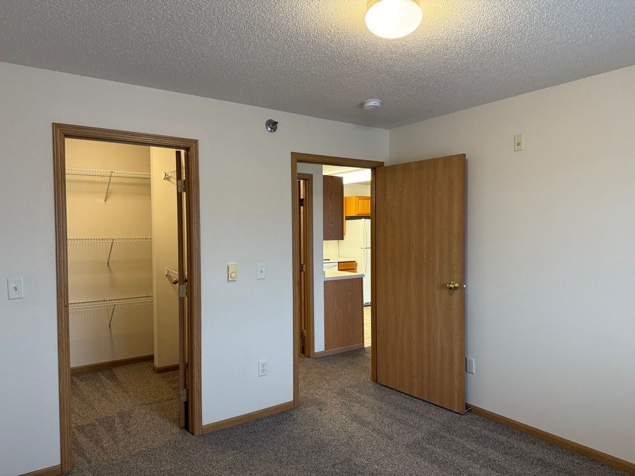 Pointe West III - Photo 7 of 25