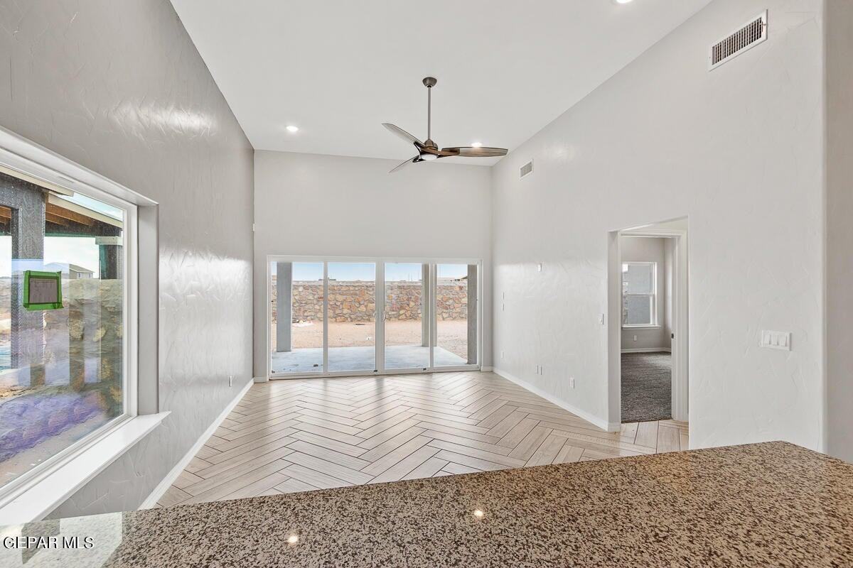 913 Louisiana Down Ave - Photo 6 of 10