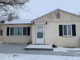 featured image of 2923 2923 & 2925 Poly Dr