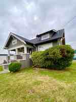 featured image of 15721 Main St E