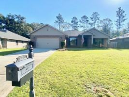 featured image of 6040 Trestle St