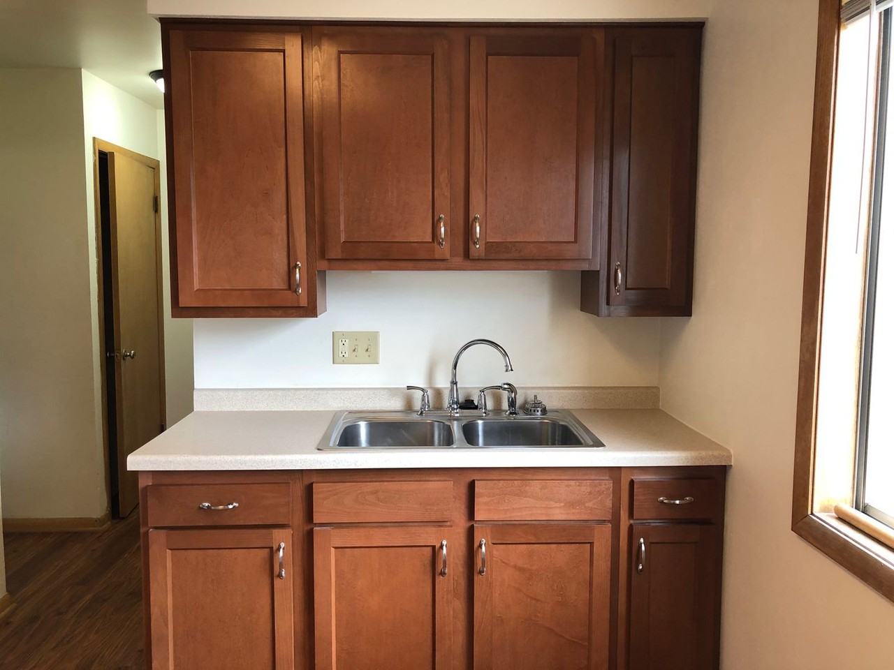 630 Otter Ave - Photo 3 of 14