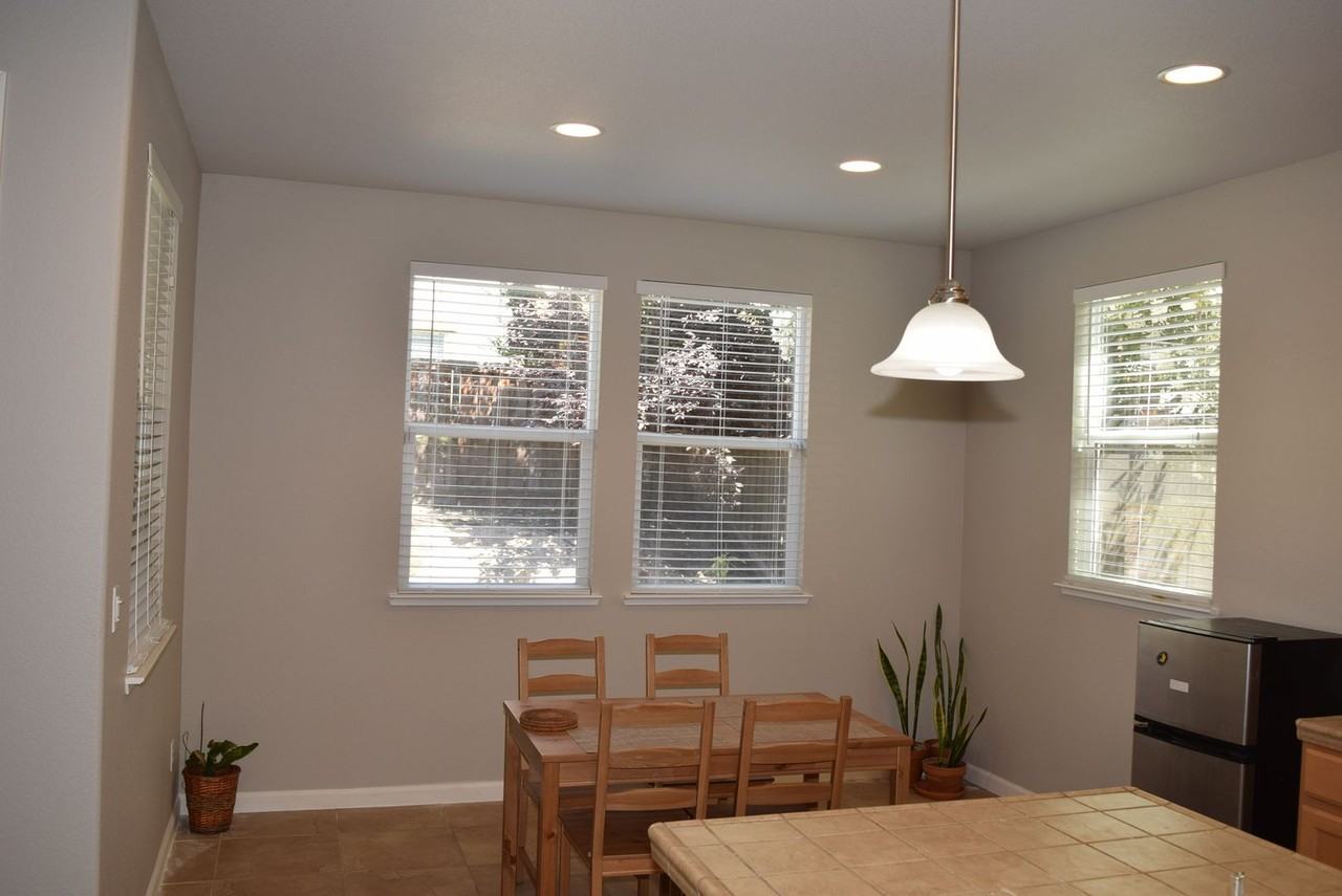 904 Campfire Cir - Photo 5 of 16