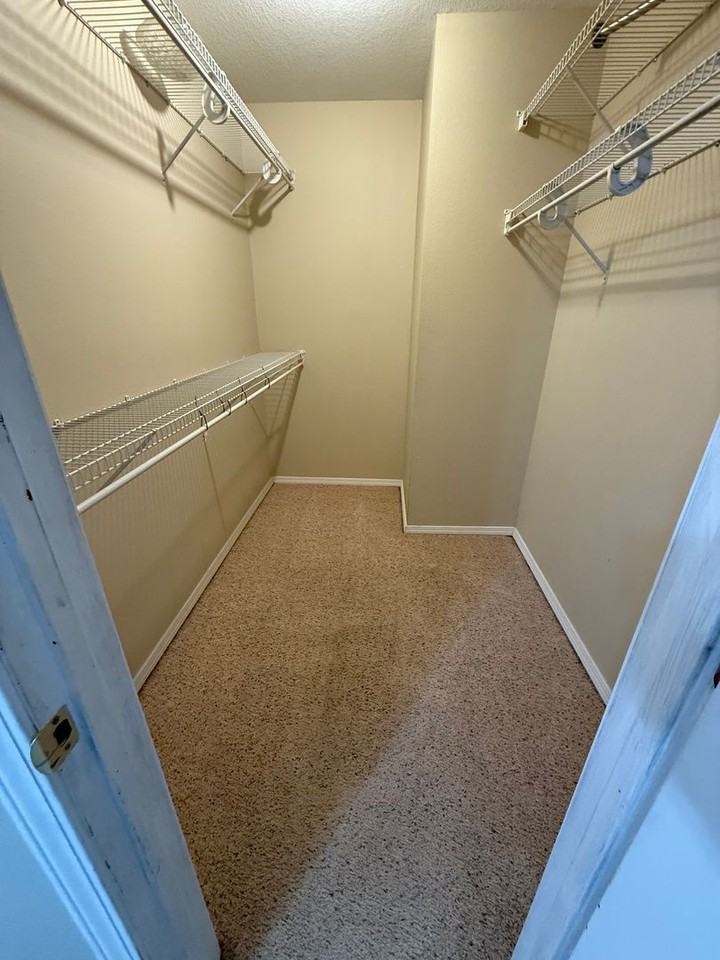 1603 Annie Baxter Ave - Photo 6 of 9