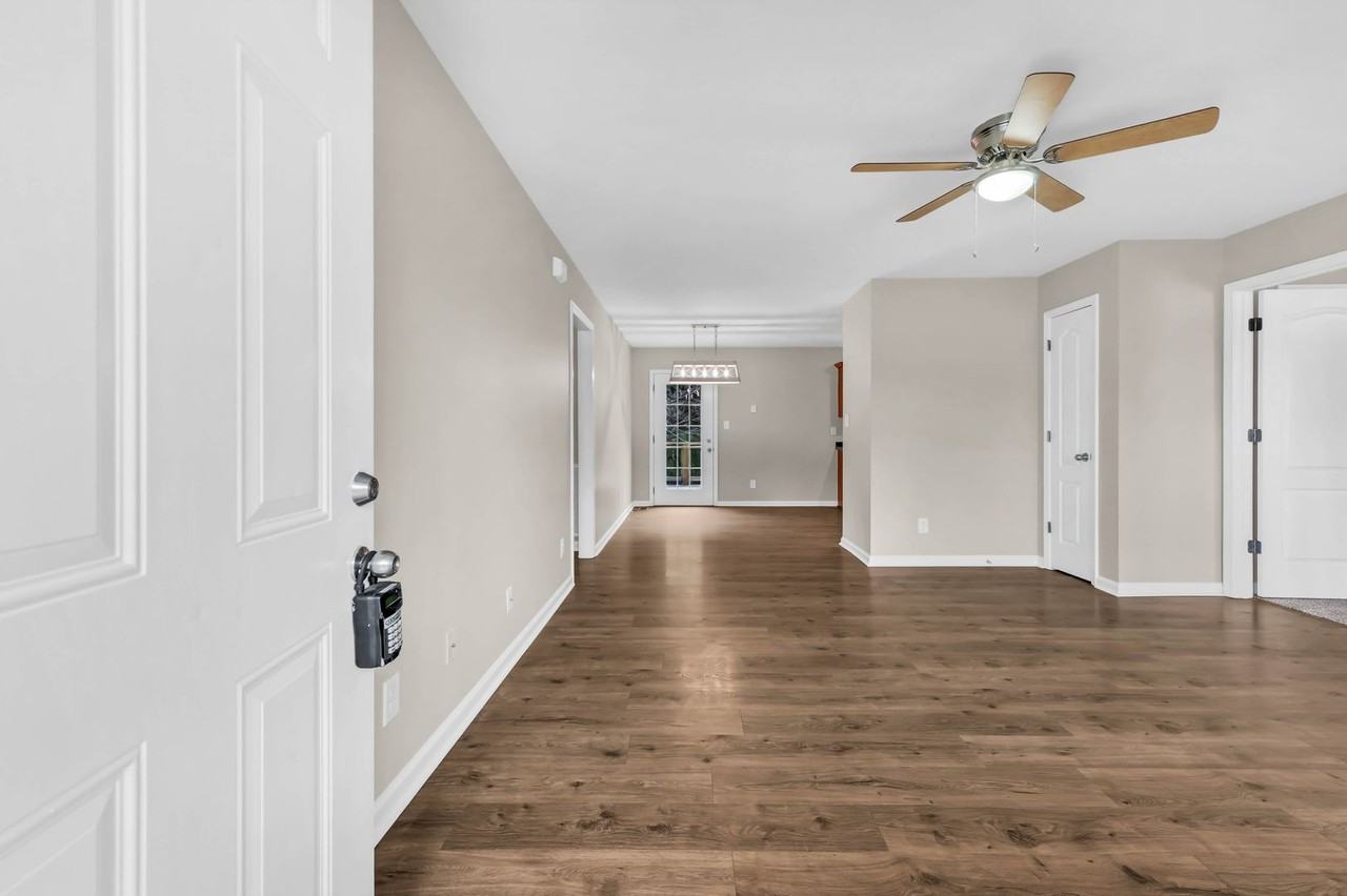 4781 Highway 48 - Photo 2 of 22