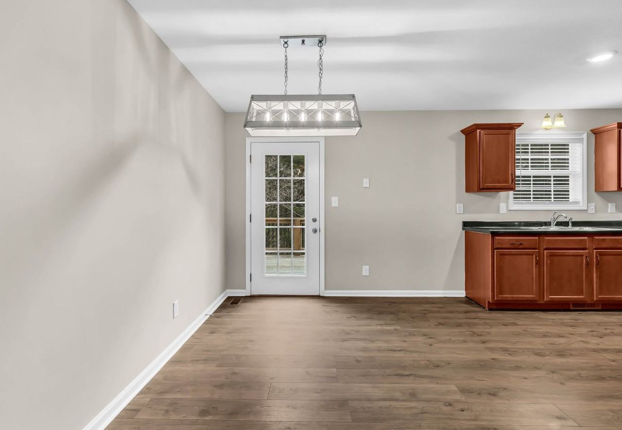 4781 Highway 48 - Photo 4 of 22