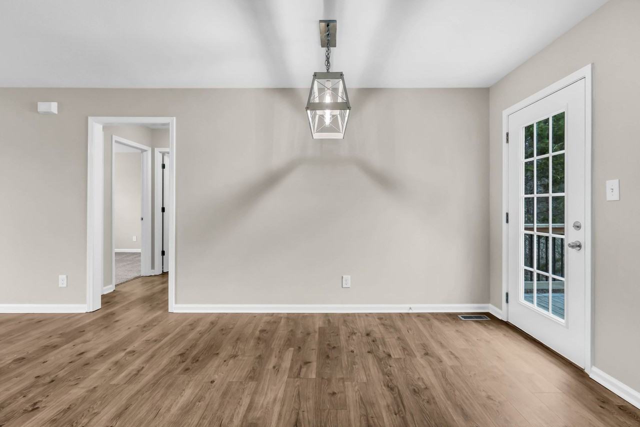 4781 Highway 48 - Photo 6 of 22