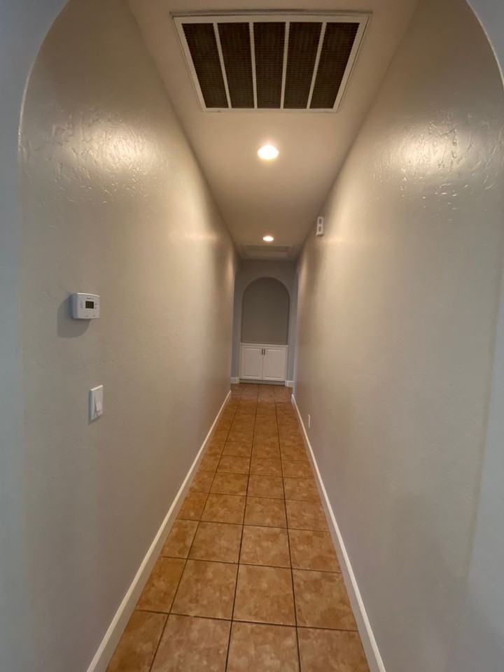 2933 W Harold Ct - Photo 7 of 36