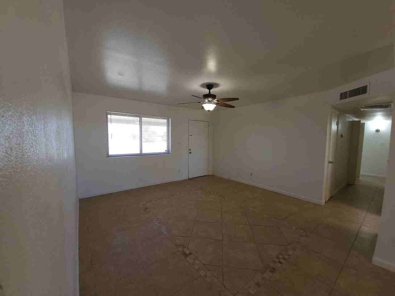 6224 S 47th Pl - Photo 2 of 15