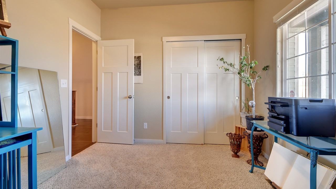 6026 Finglas Dr - Photo 3 of 26