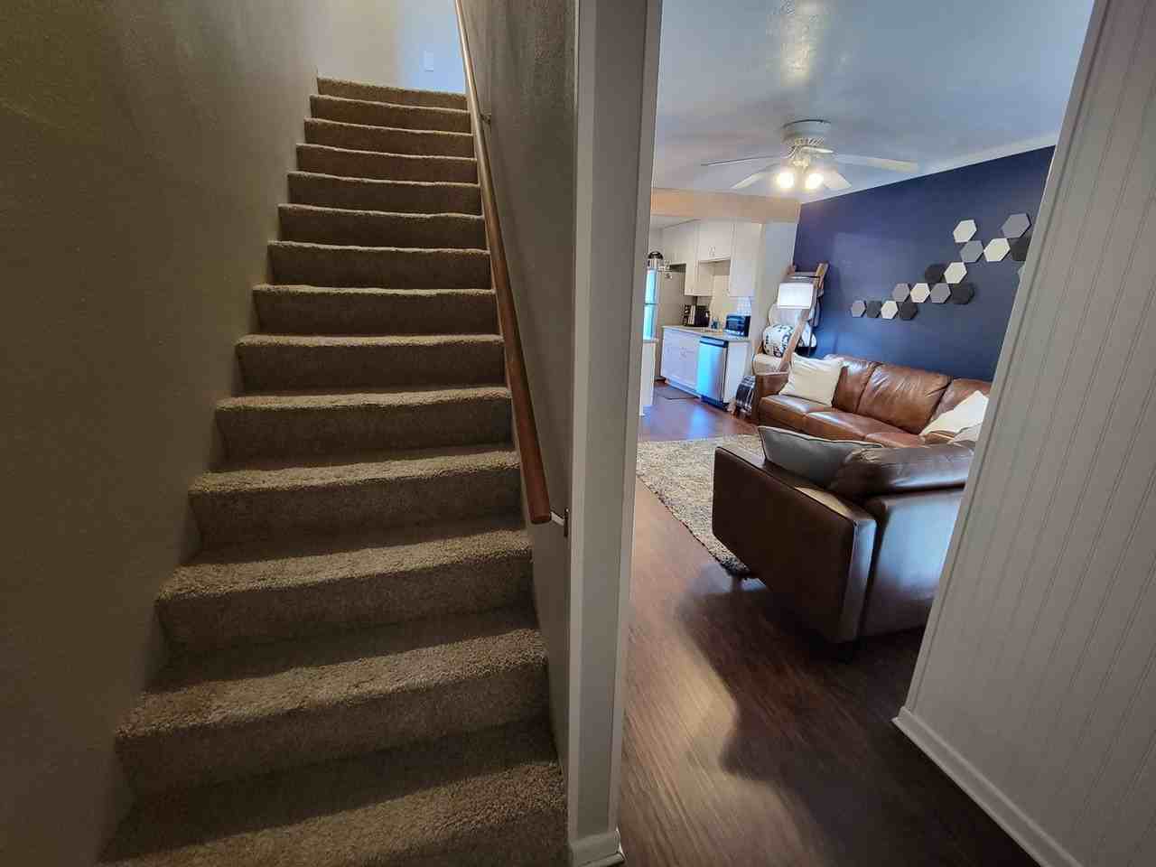 1411 Airline Dr - Photo 4 of 23