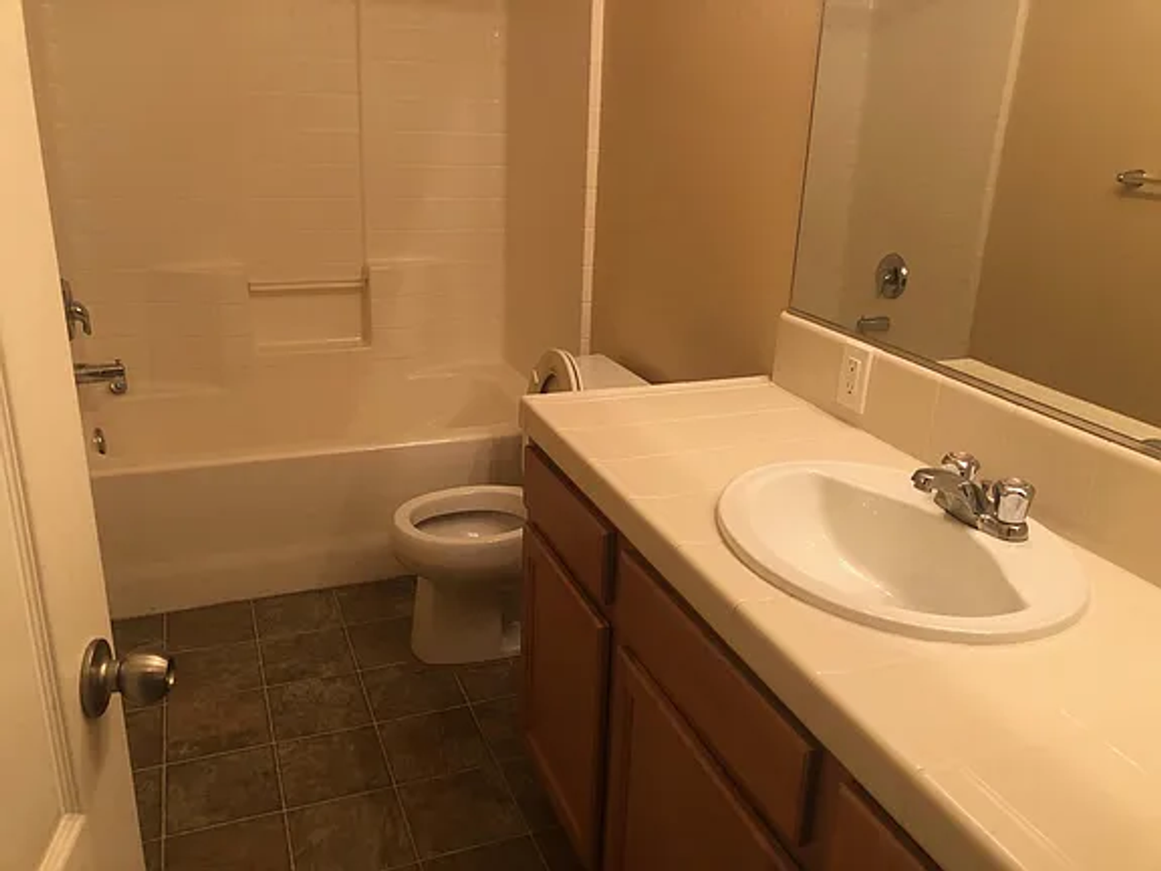 2501 Basque Hills Dr - Photo 5 of 8