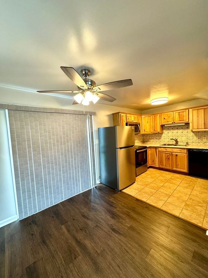 9570 Shenandoah Dr - Photo 6 of 10