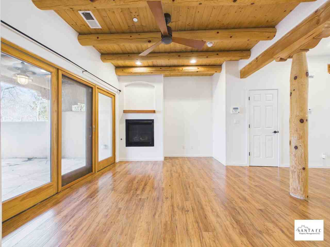 601 W San Mateo Rd #185 - Photo 3 of 26