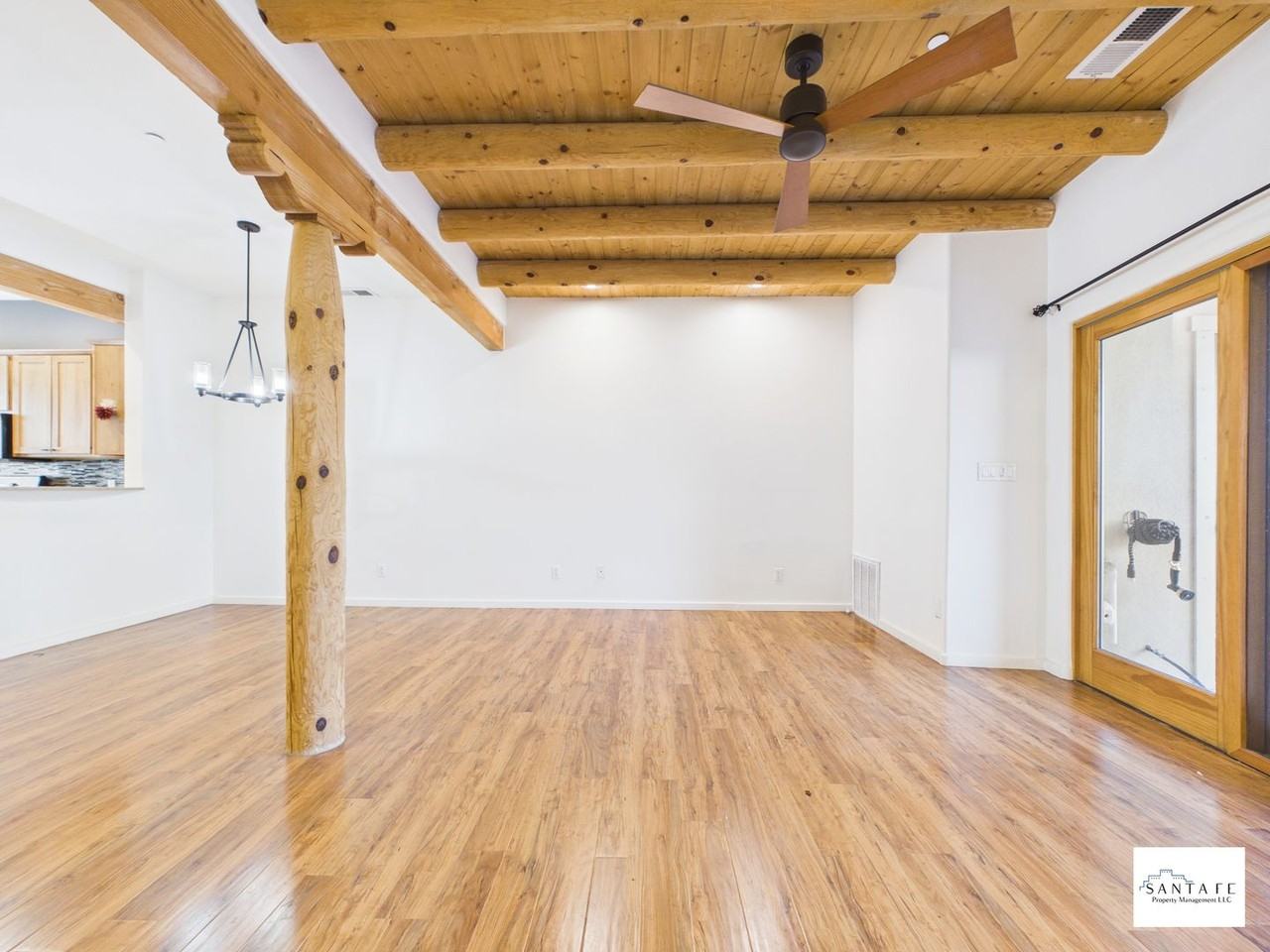 601 W San Mateo Rd #185 - Photo 6 of 26