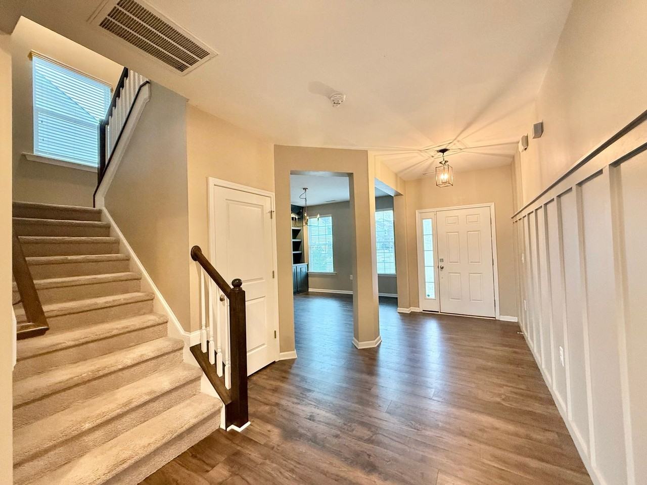 1513 Reynolds Mill Rd - Photo 2 of 32