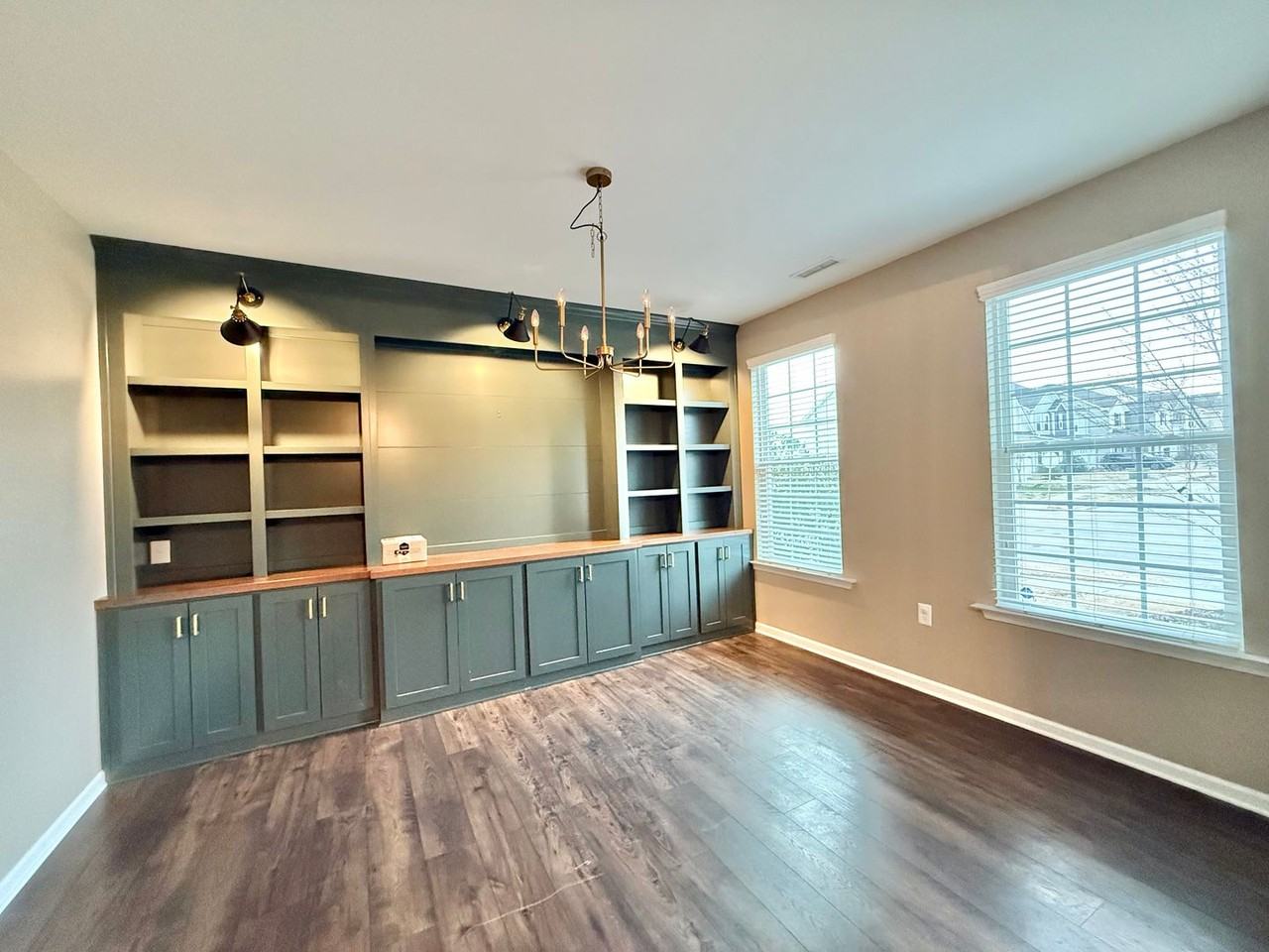 1513 Reynolds Mill Rd - Photo 4 of 32