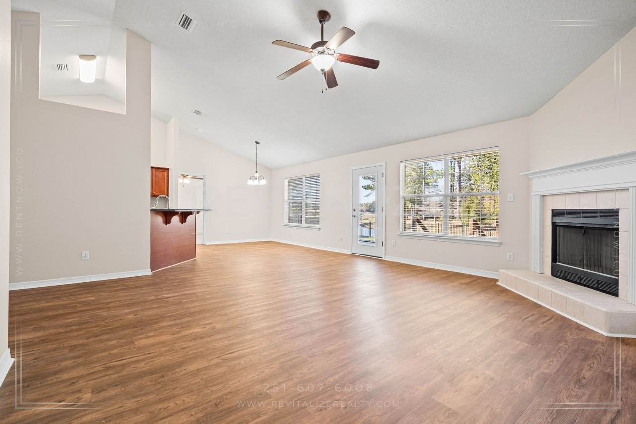 25370 Raynagua Blvd - Photo 5 of 37