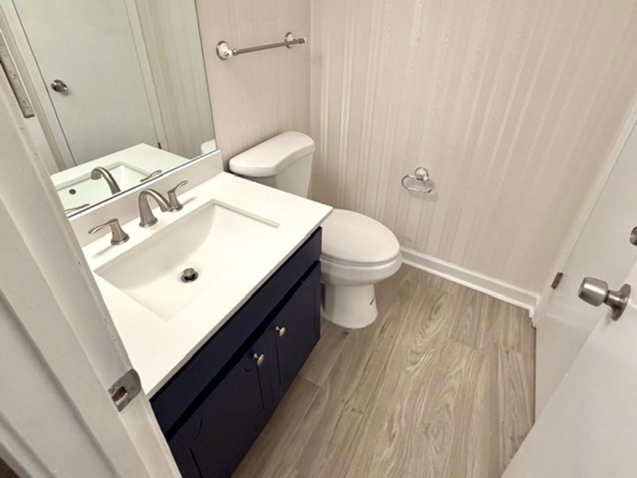 5676 Quince Rd #12 - Photo 5 of 11