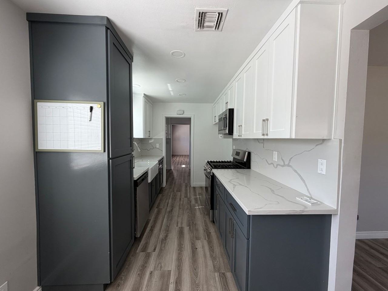 5034 Acacia Ave - Photo 7 of 25