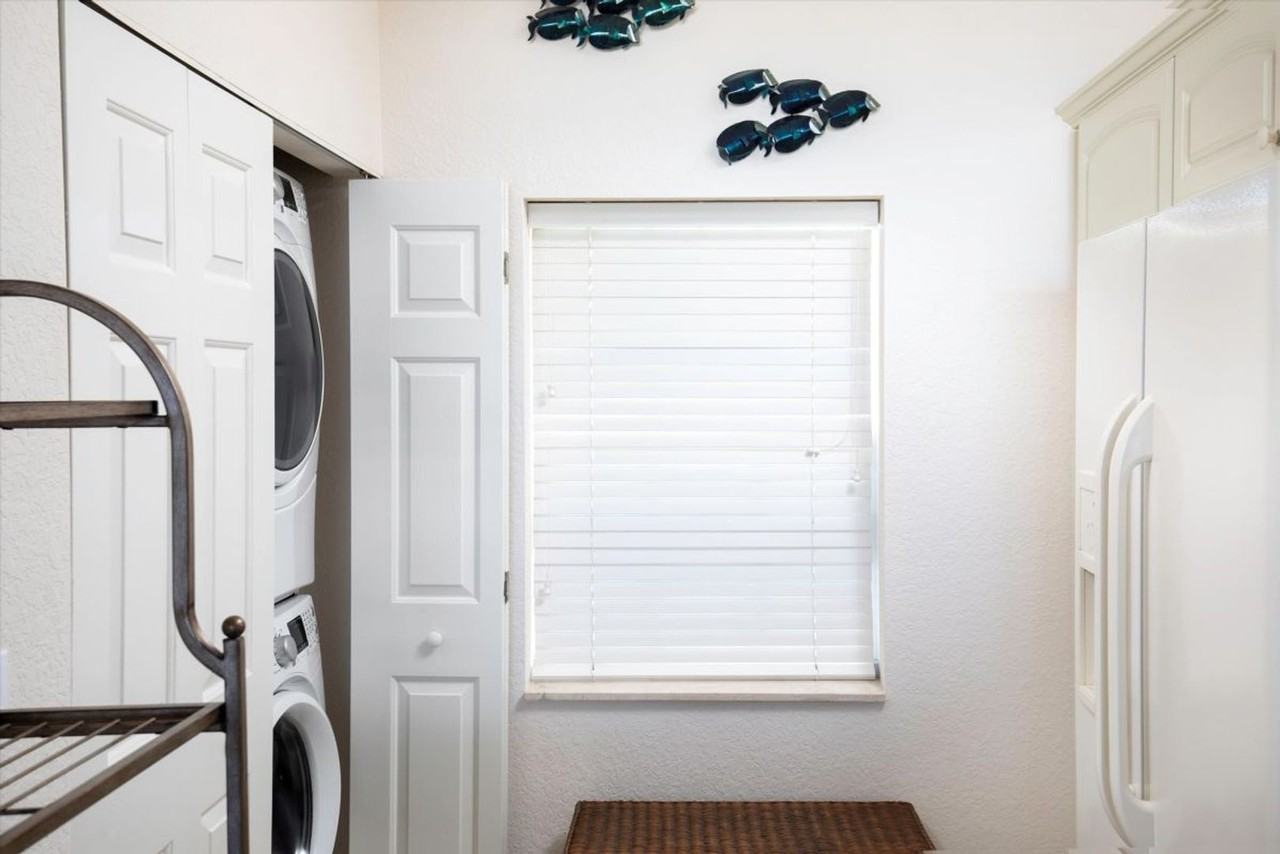 5603 College Rd - Photo 3 of 26