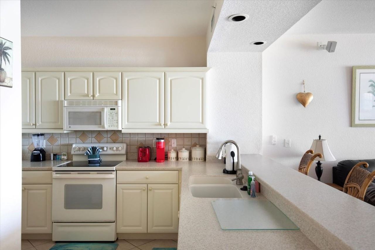 5603 College Rd - Photo 4 of 26