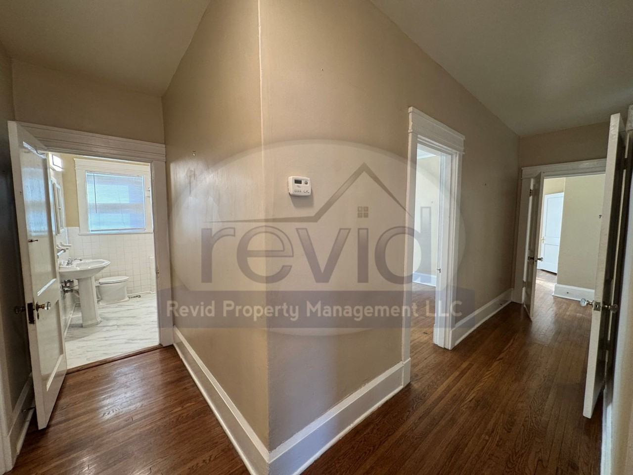 MALLORY 255 - Photo 5 of 49