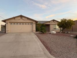 featured image of 3346 Fountain Palm Dr