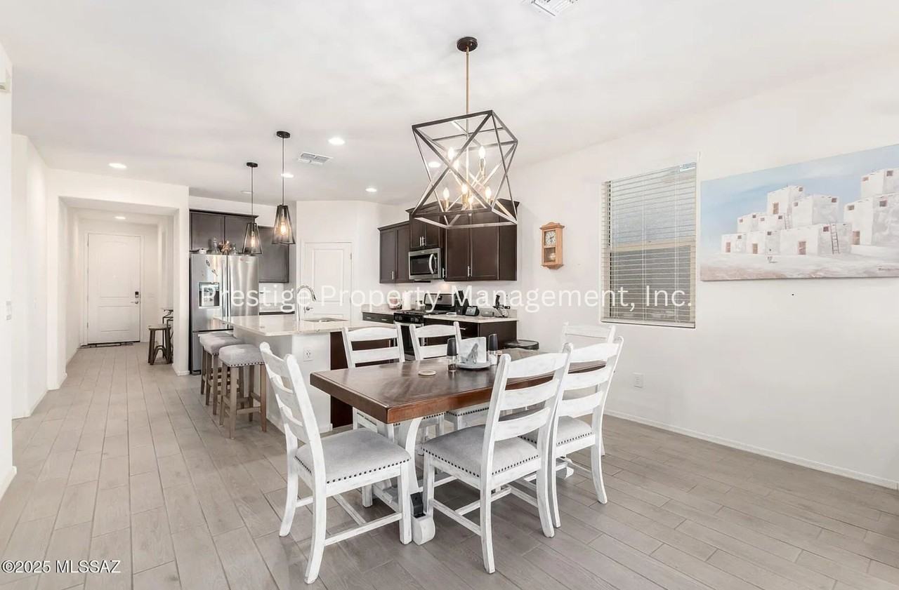 11026 S Silver Fern Dr - Photo 7 of 23