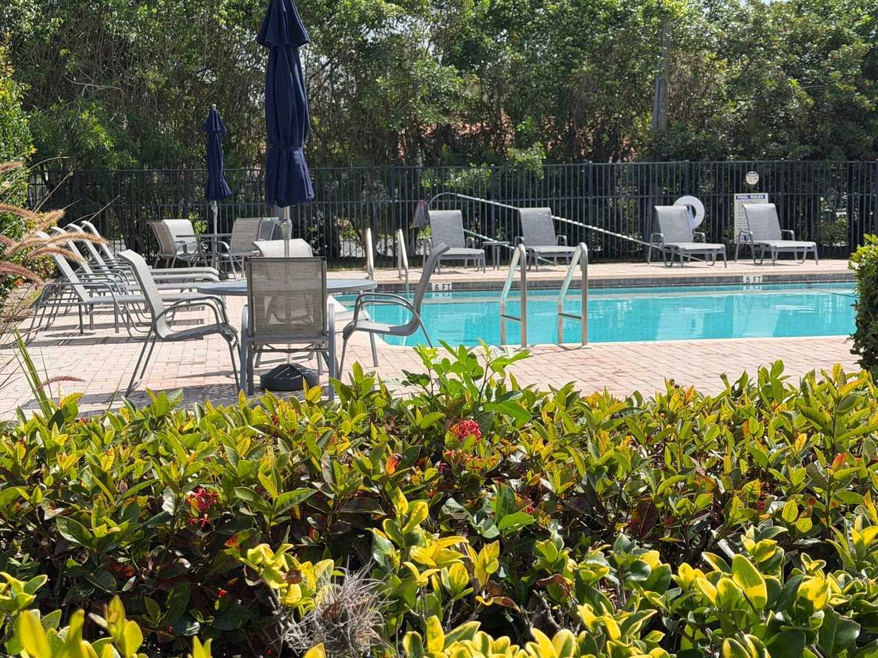 3425 Anton Ct - Photo 3 of 7