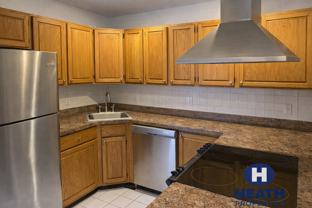 23 Saint Cyprians Pl - Photo 1 of 1