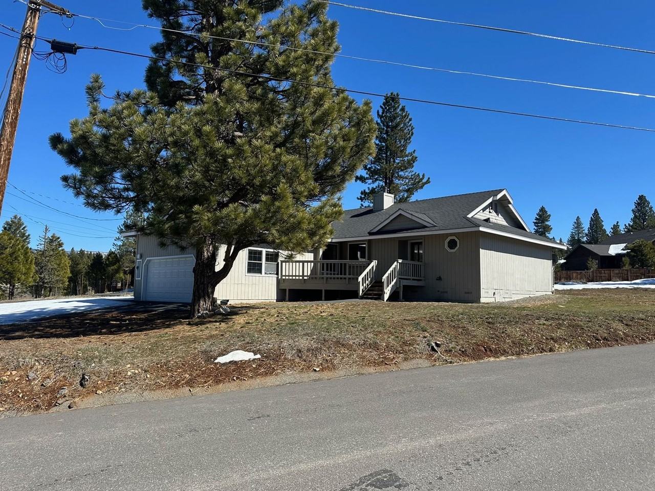 16137 Lance Dr - Photo 2 of 16