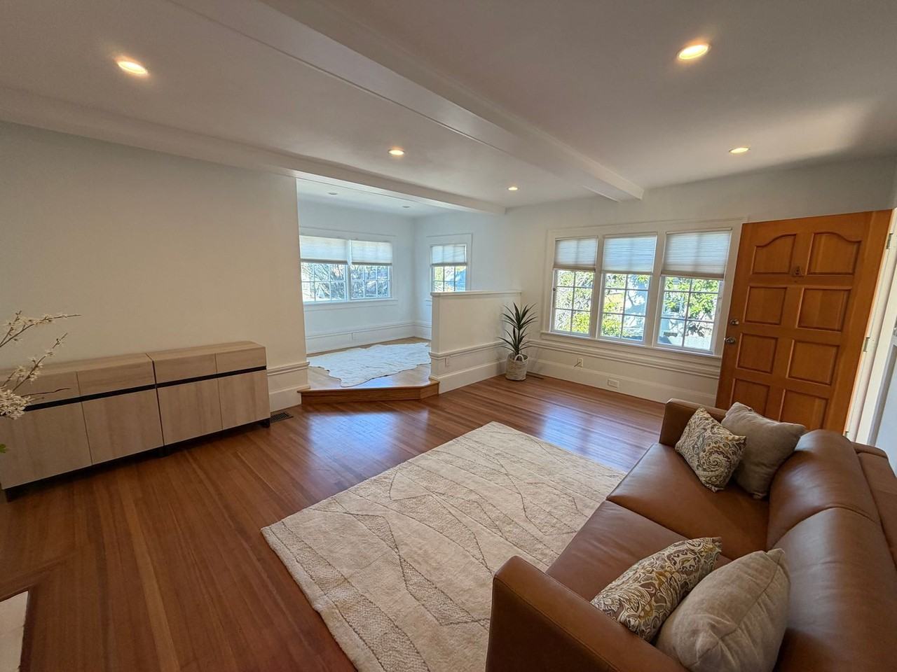 879 E 28th st - Lease Only - Photo 2 of 41