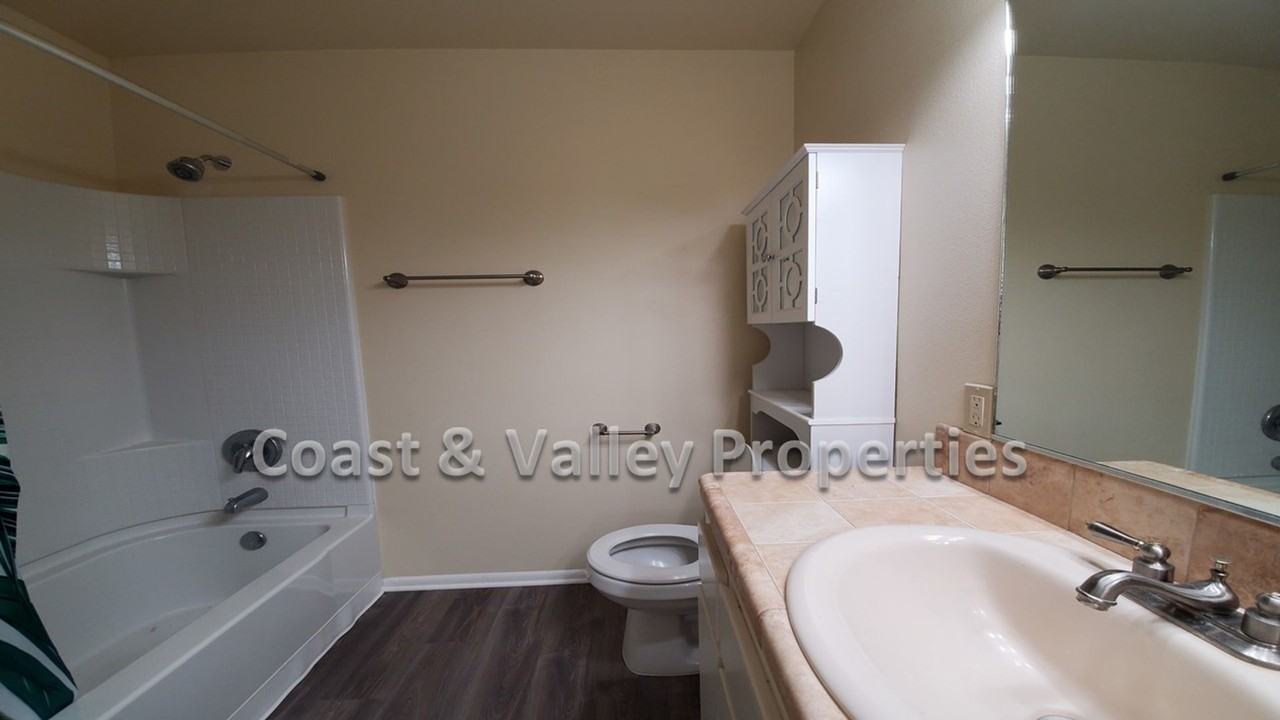 768 Glen Eagles Dr - Photo 7 of 12