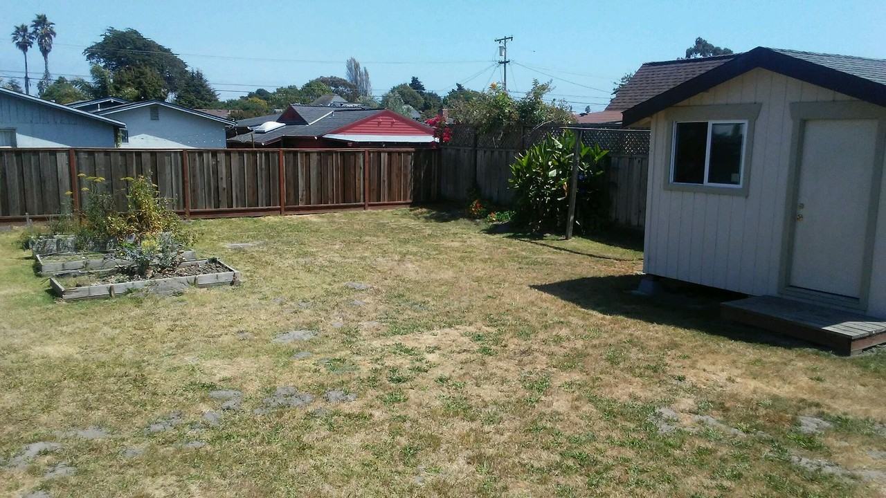 134 Seaside St - Photo 4 of 4