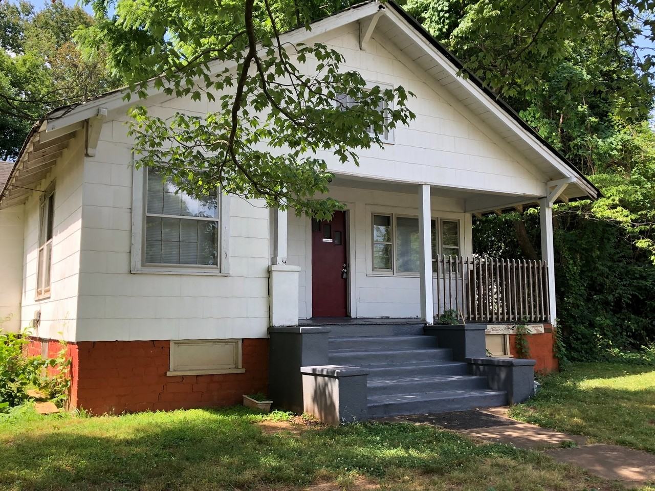 3611 Brevard St - Photo 2 of 11