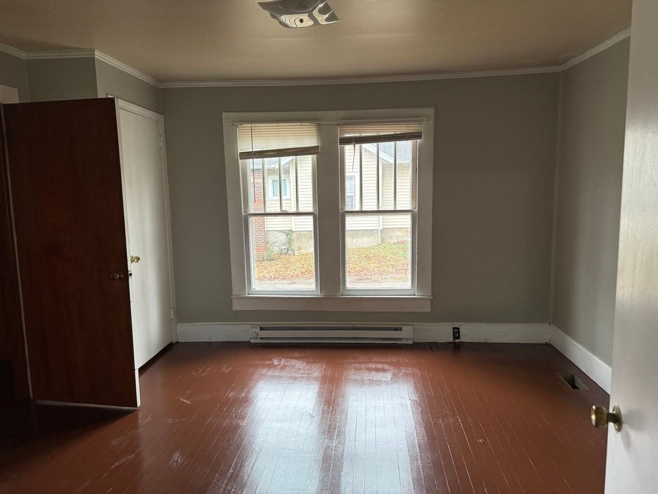 3611 Brevard St - Photo 6 of 11