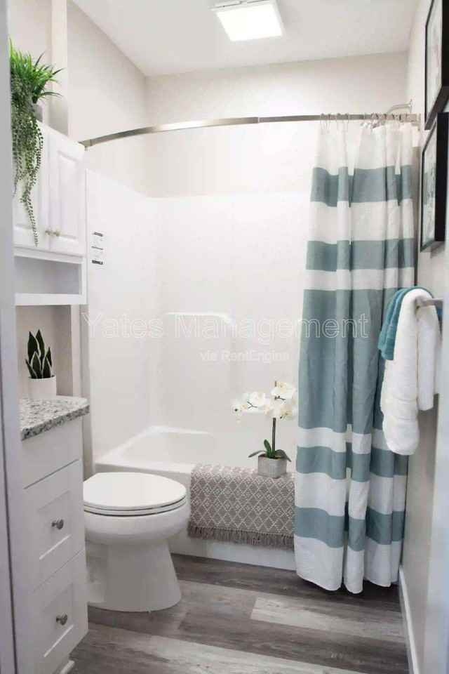 411 W Mcpherson Ave #104 - Photo 4 of 50