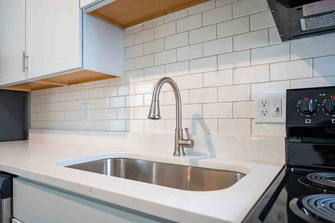 732 1/2 Neil Ave - Photo 5 of 15