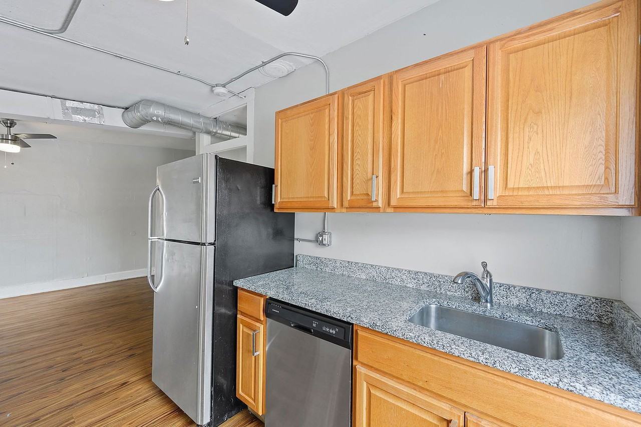 60 W Mcmillan St #3 - Photo 5 of 19