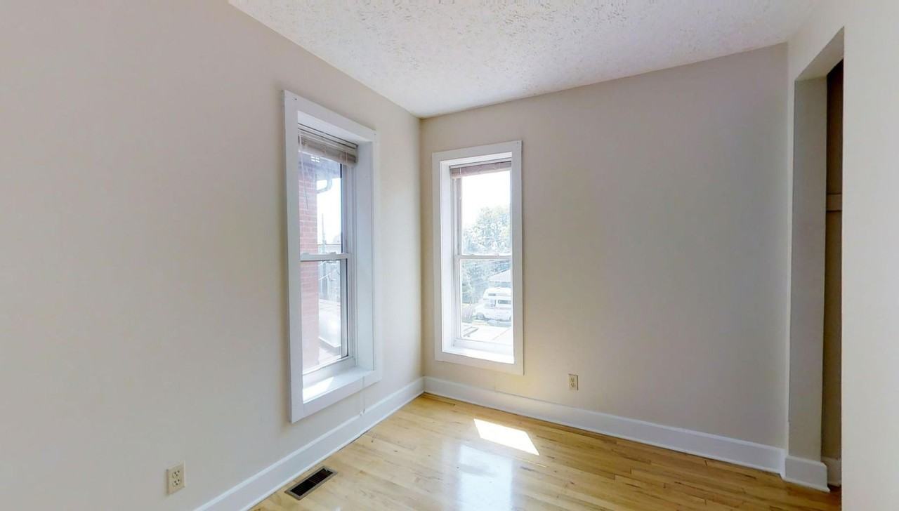 1379 Indianola Ave - Photo 7 of 12