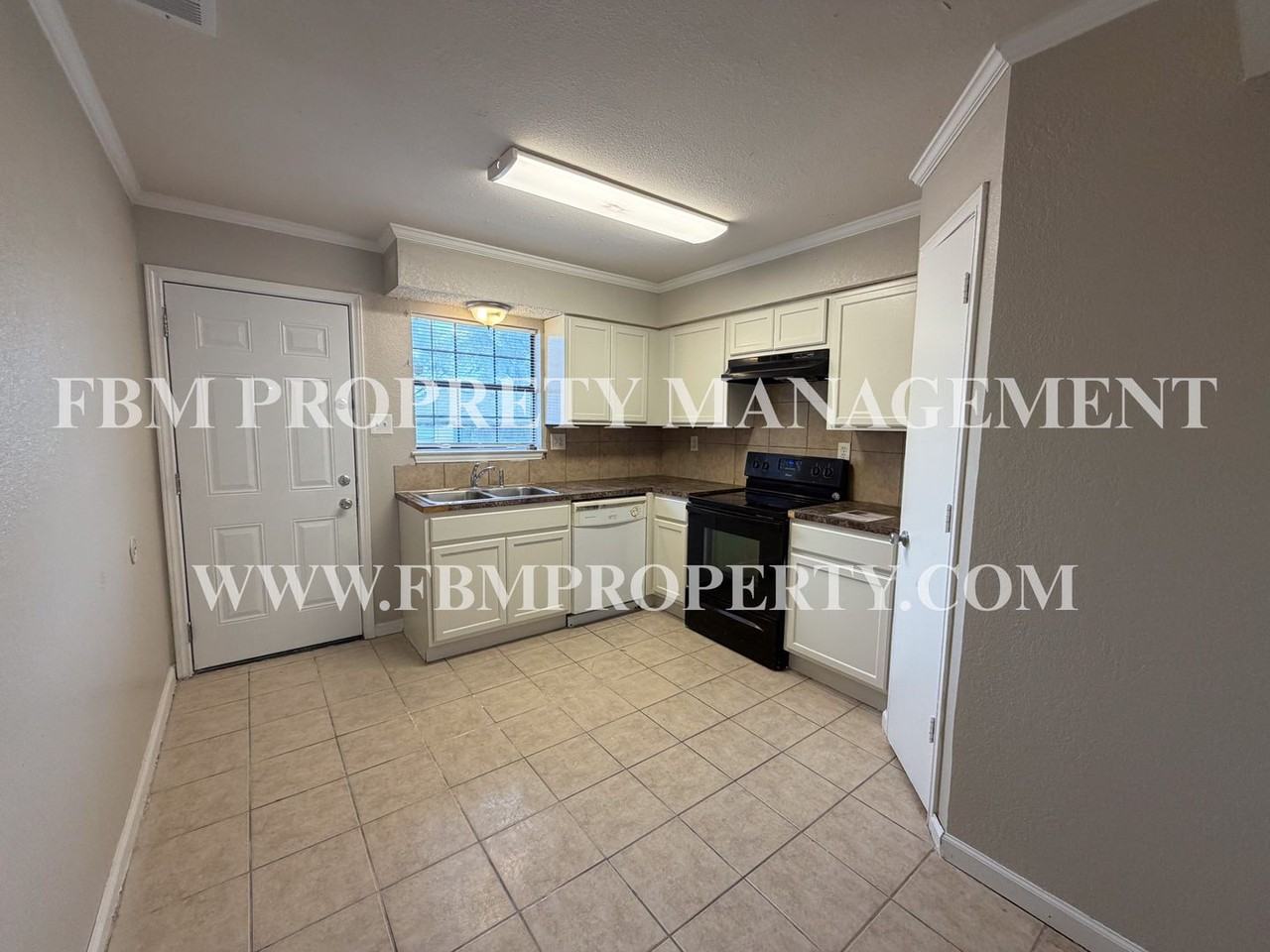 1139 Valley View Dr - Photo 7 of 19